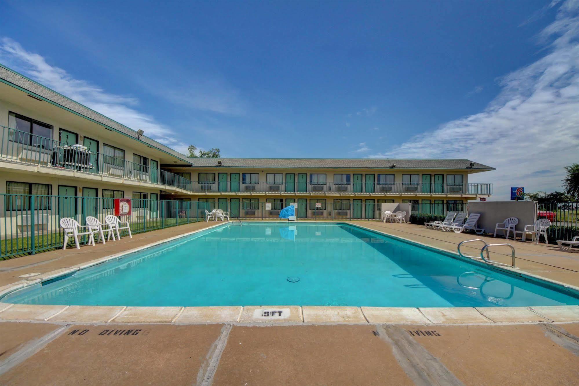 Regency Inn Tulsa Oakhurst Luaran gambar