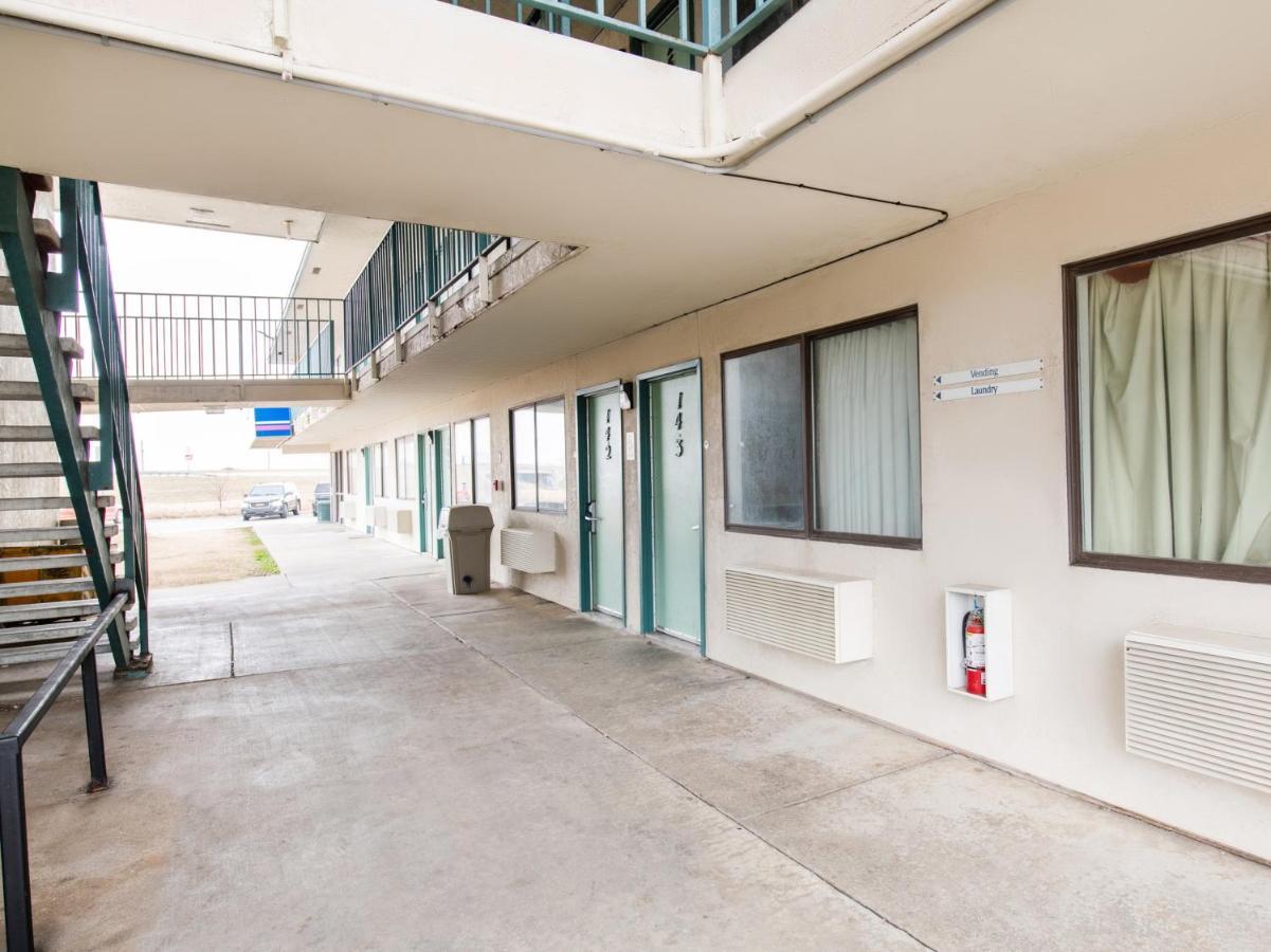 Regency Inn Tulsa Oakhurst Luaran gambar