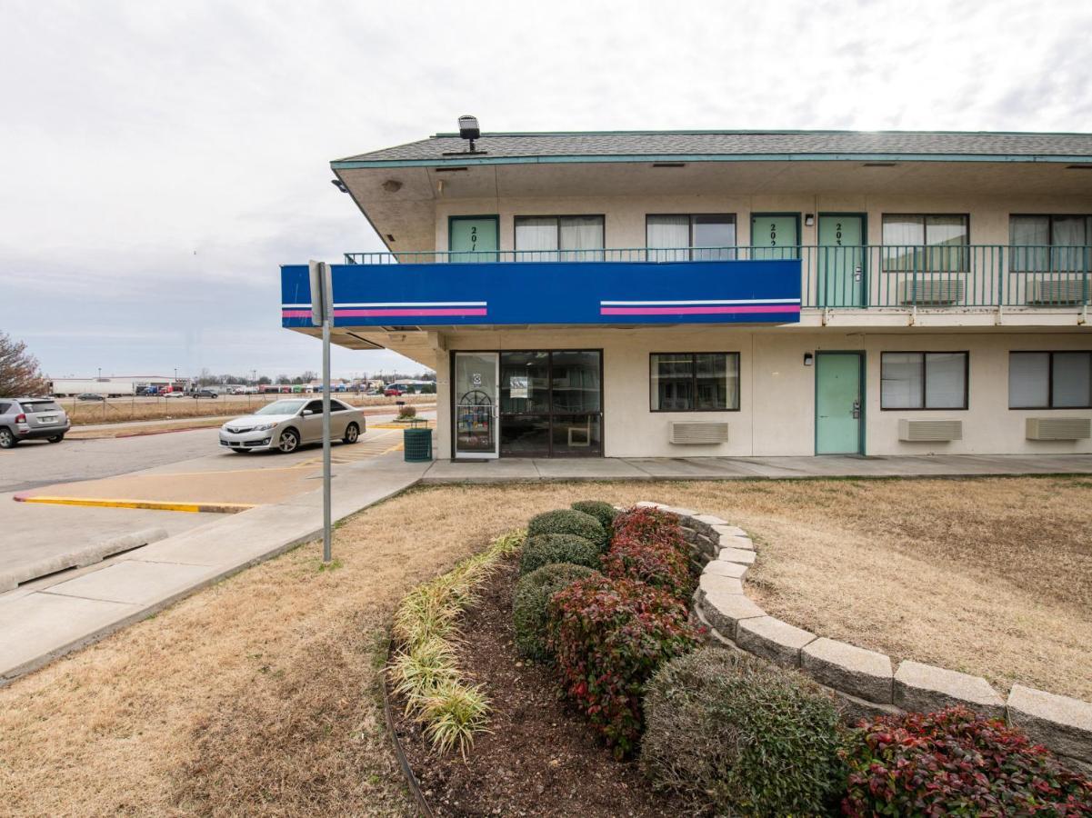 Regency Inn Tulsa Oakhurst Luaran gambar