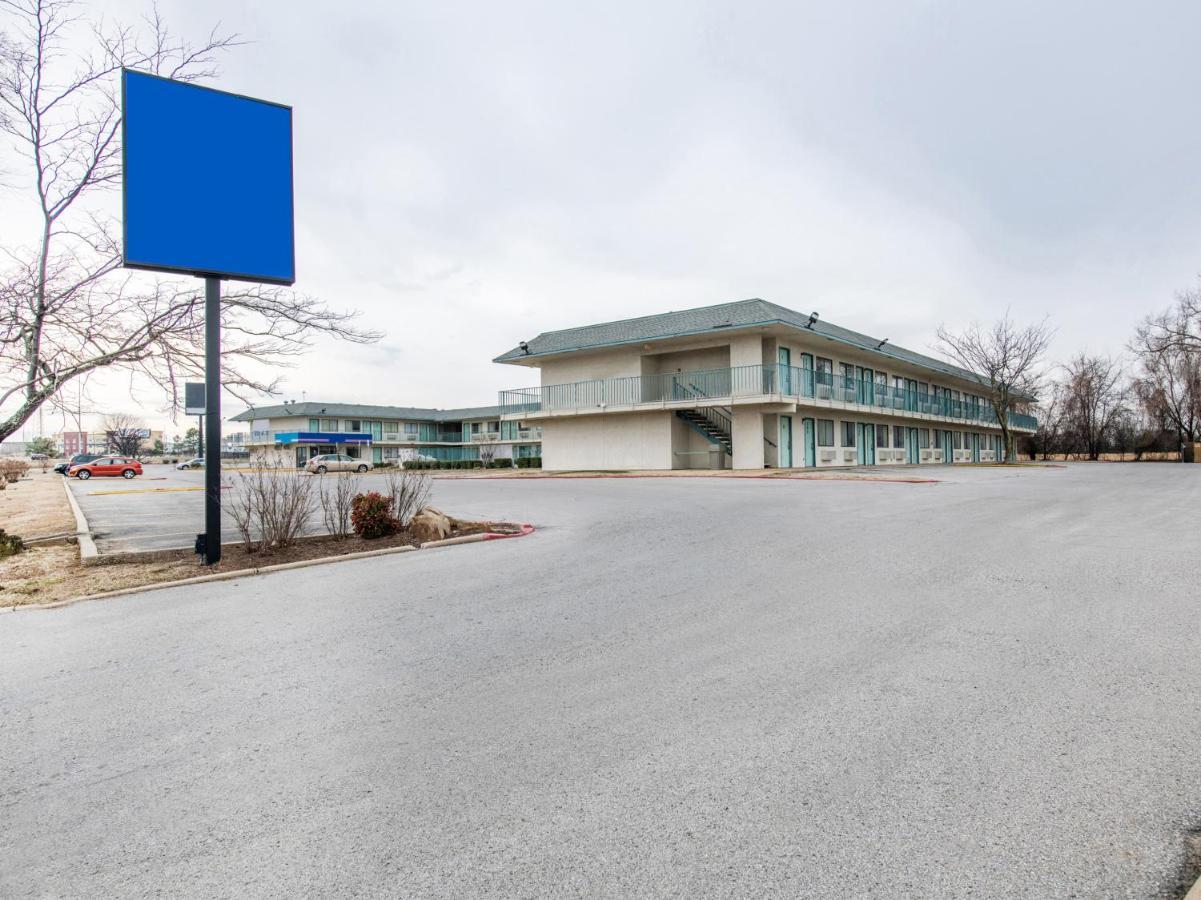 Regency Inn Tulsa Oakhurst Luaran gambar
