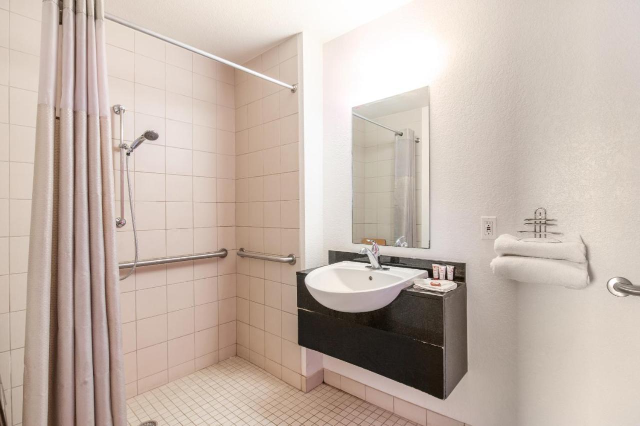Regency Inn Tulsa Oakhurst Luaran gambar