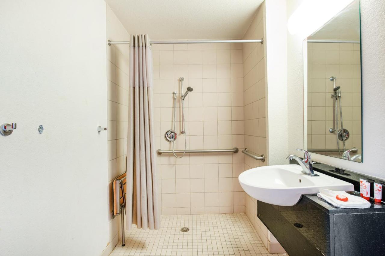 Regency Inn Tulsa Oakhurst Luaran gambar